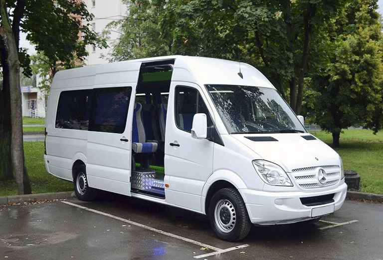 Заказ микроавтобуса для перевозки людей из Россия, Ярославль в Испания, Валенсия