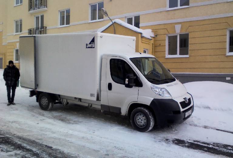 Перевозка домашних вещей лежа из Москва в Камышин